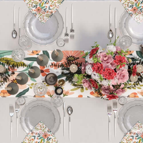 9 In. Clear/Silver Petal Plates | 20 Count