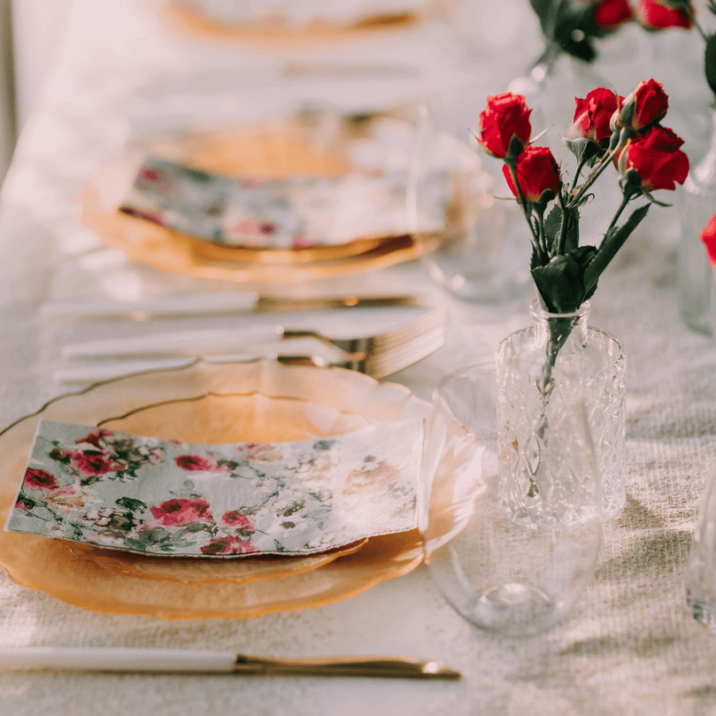 10 In. Rosè/Gold Petal Plates | 20 Count