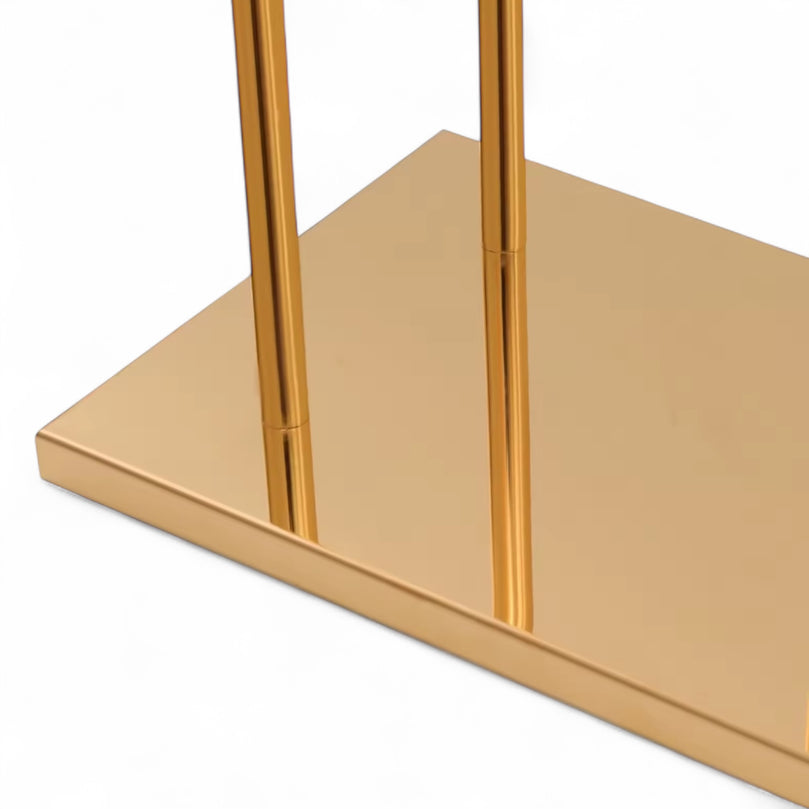 Minara Centerpiece