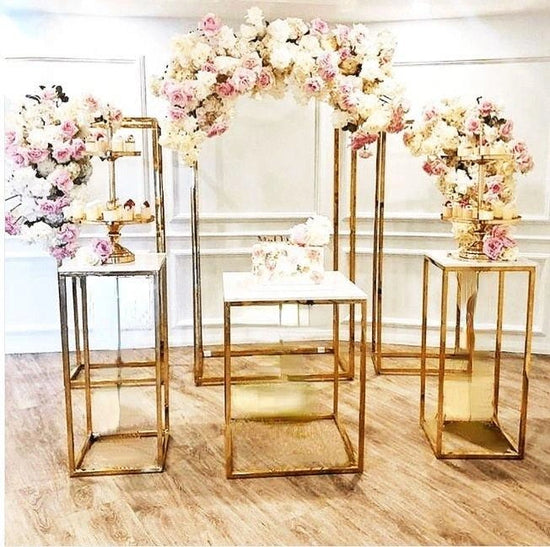 Gold Square Wedding Backdrop Stands 3-Piece