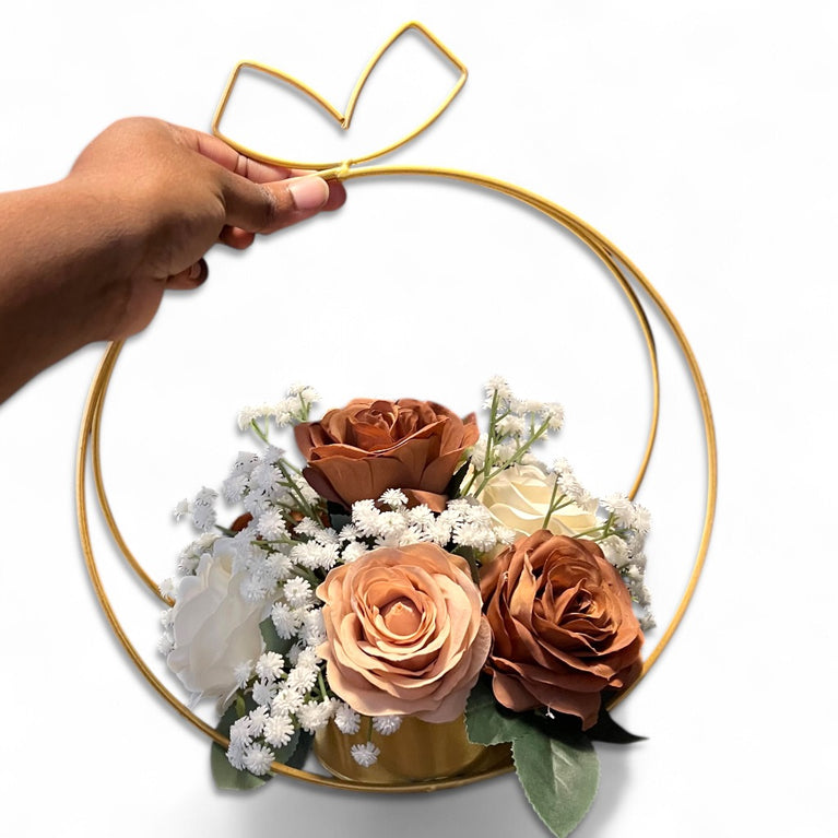 Hoop Floral Centerpiece For Simple Wedding Table Decoration