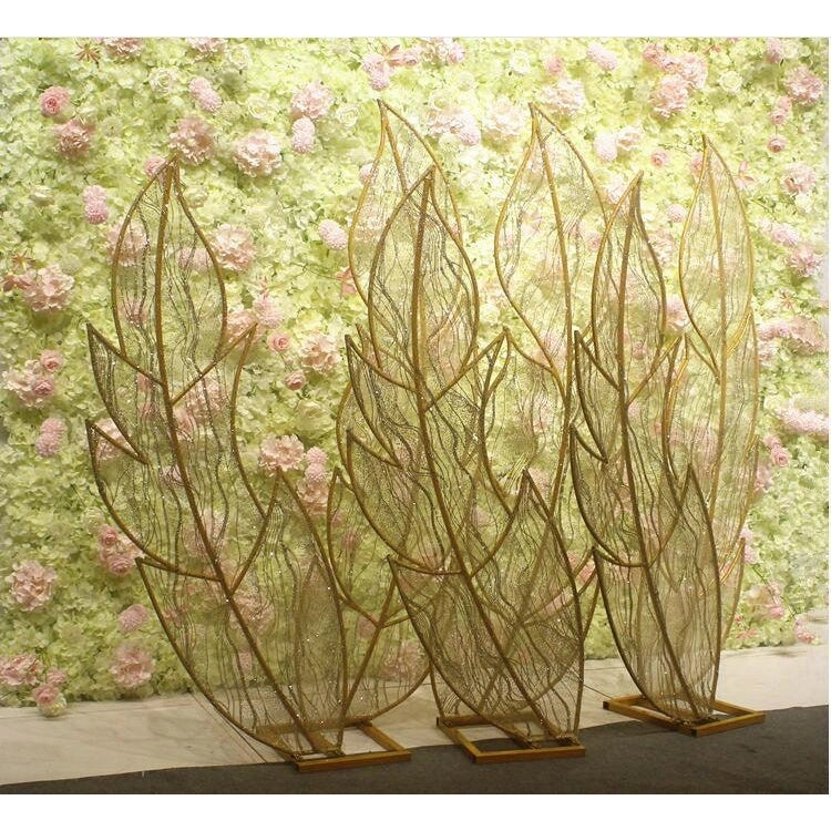 Laced Metal Feather Wedding Arch Backdrop Props - Décor Maniacs