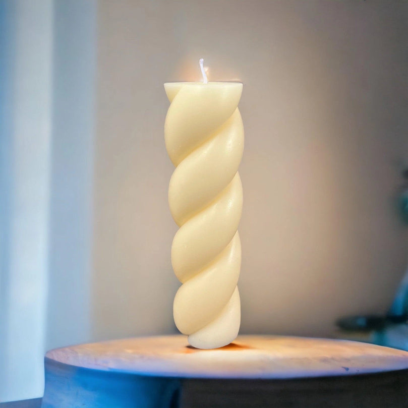 Rapunzel Knot Soy Scented Pillar Glim Candles