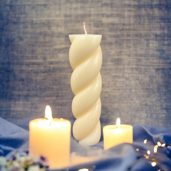 Rapunzel Knot Soy Scented Pillar Glim Candles - Décor Maniacs