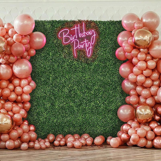 Artificial Grass Wall Backdrop 20 Inch Panels - Décor Maniacs