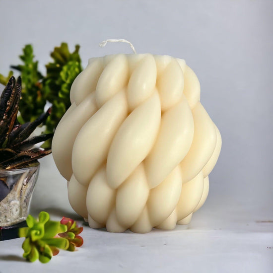 Large Woven 25oz Soy Wax Scented Glim Candles - Décor Maniacs