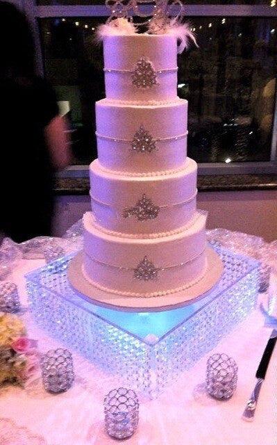 Square Crystal Acrylic Wedding Cake Stand - Décor Maniacs