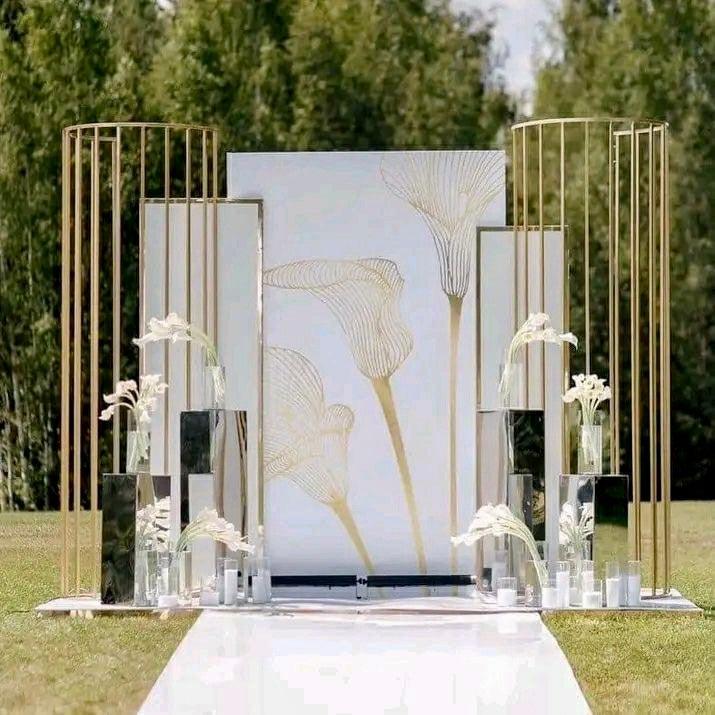 Shiny Gold Fencing Wedding Backdrop Decor Prop - Décor Maniacs