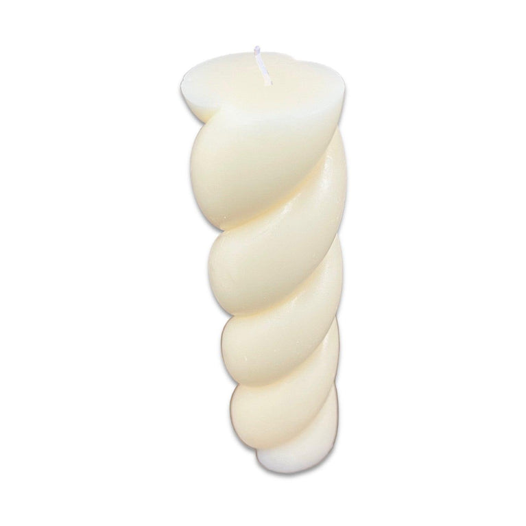 Rapunzel Knot Soy Scented Pillar Glim Candles - Décor Maniacs