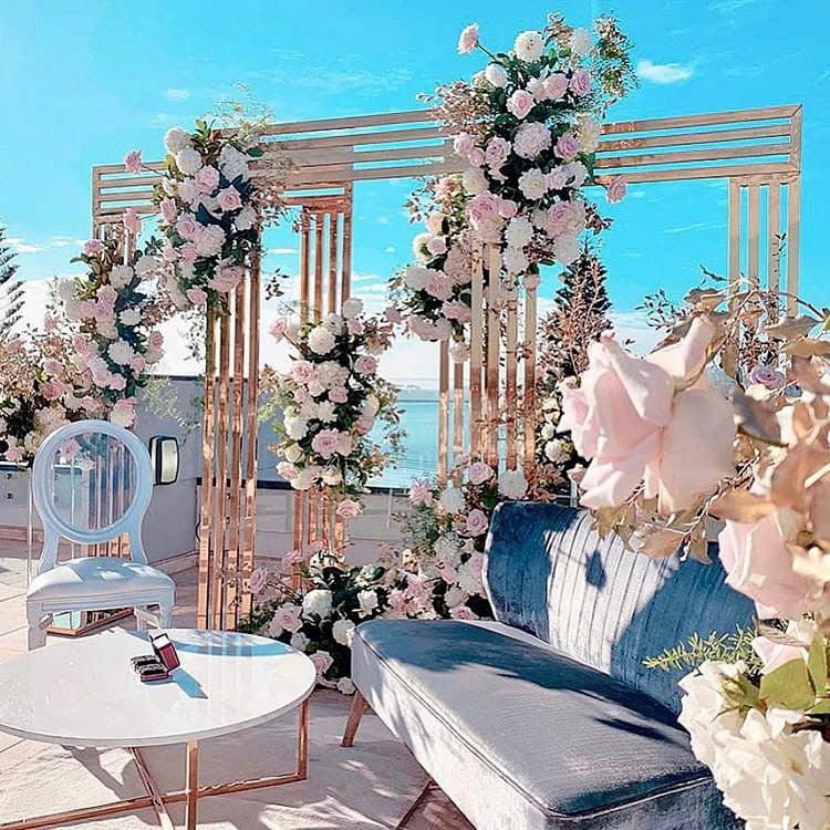 Shiny Gold Wedding Arch Square Backdrop - Décor Maniacs