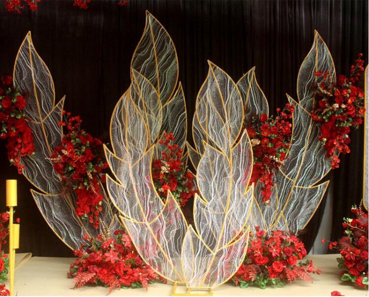 Laced Metal Feather Wedding Arch Backdrop Props - Décor Maniacs